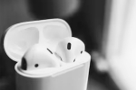 Apple AirPods deals, Apple AirPods breaking, apple airpods with built in camera to be launched next year, Apple watch