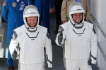 NASA, astronauts, astronauts and capsule arrive at international space station space x, Spacex dragon