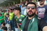 pakistani singing indian national anthem, world cup 2019 time table india matches, india vs england match pakistani cricket fan sings jana gana mana video goes viral, Icc world cup 2019