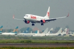 Indonesia plane crash, plane, indonesia plane crash video show passengers boarding flight, Lion air flight