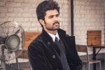 vijay devarakonda songs, Vijay Devarakonda, vijay devarakonda features in forbes 30 under 30, Ravi babu