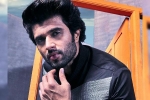 Vijay Deverakonda upcoming, Vijay Deverakonda latest, vijay deverakonda and his mother to donate their organs, Liver transplant