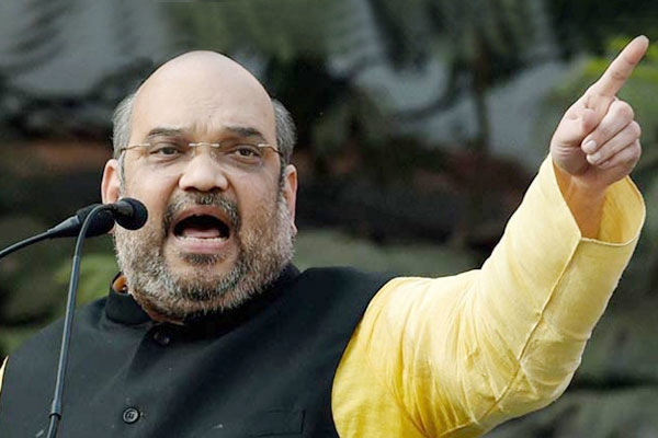 Amit Shah: Manmohan Singh was a 'Moni Baba'