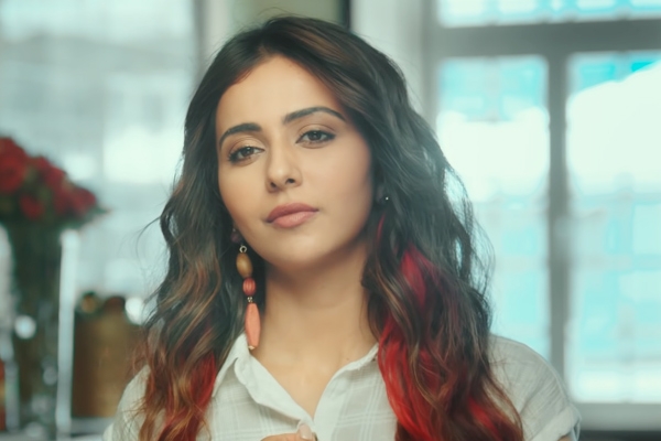 Rakul's Stunning Show as Avantika from Manmadhudu 2