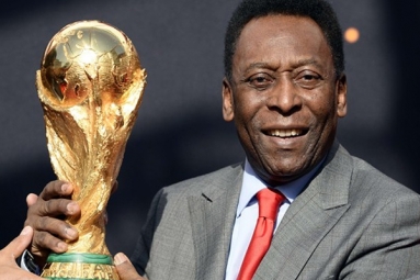 Diego Maradona Much Better than Lionel Messi, Says Pele
