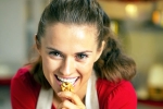Walnuts healthy, Walnuts breaking, benefits of eating walnuts on an empty stomach, Fatty