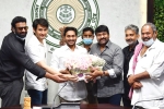 Tollywood with YS Jagan, Chiranjeevi YS Jagan updates, megastar resolves the movie tickets issue in andhra pradesh, Mr ys jaganmohan reddy