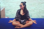 Sonakshi Sinha holiday, Sonakshi Sinha hot, sonakshi s latest look keeps the heat on, Cleavage