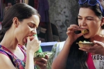 food in monsoon, spicy food for rainy season, these 5 foods should be avoided in monsoon to stay healthy, Pakodas
